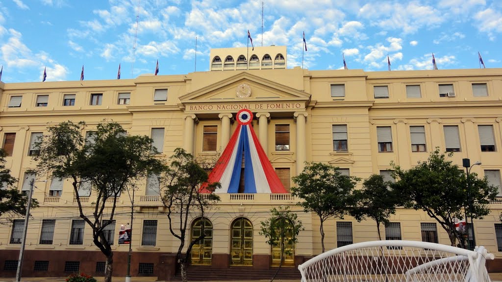 Portada de Banco Nacional de Fomento